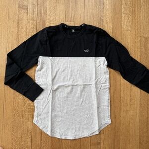 Hollister Curved Hem Long Sleeve Tee